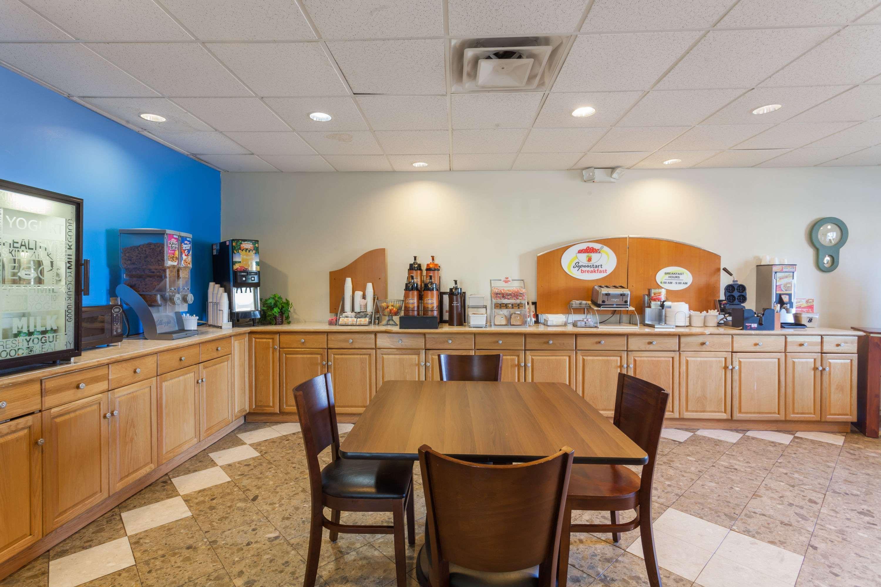 Hotel Super 8 By Wyndham Columbia Extérieur photo